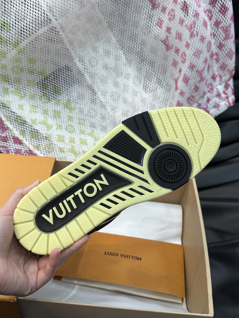 Louis Vuitton Sneakers